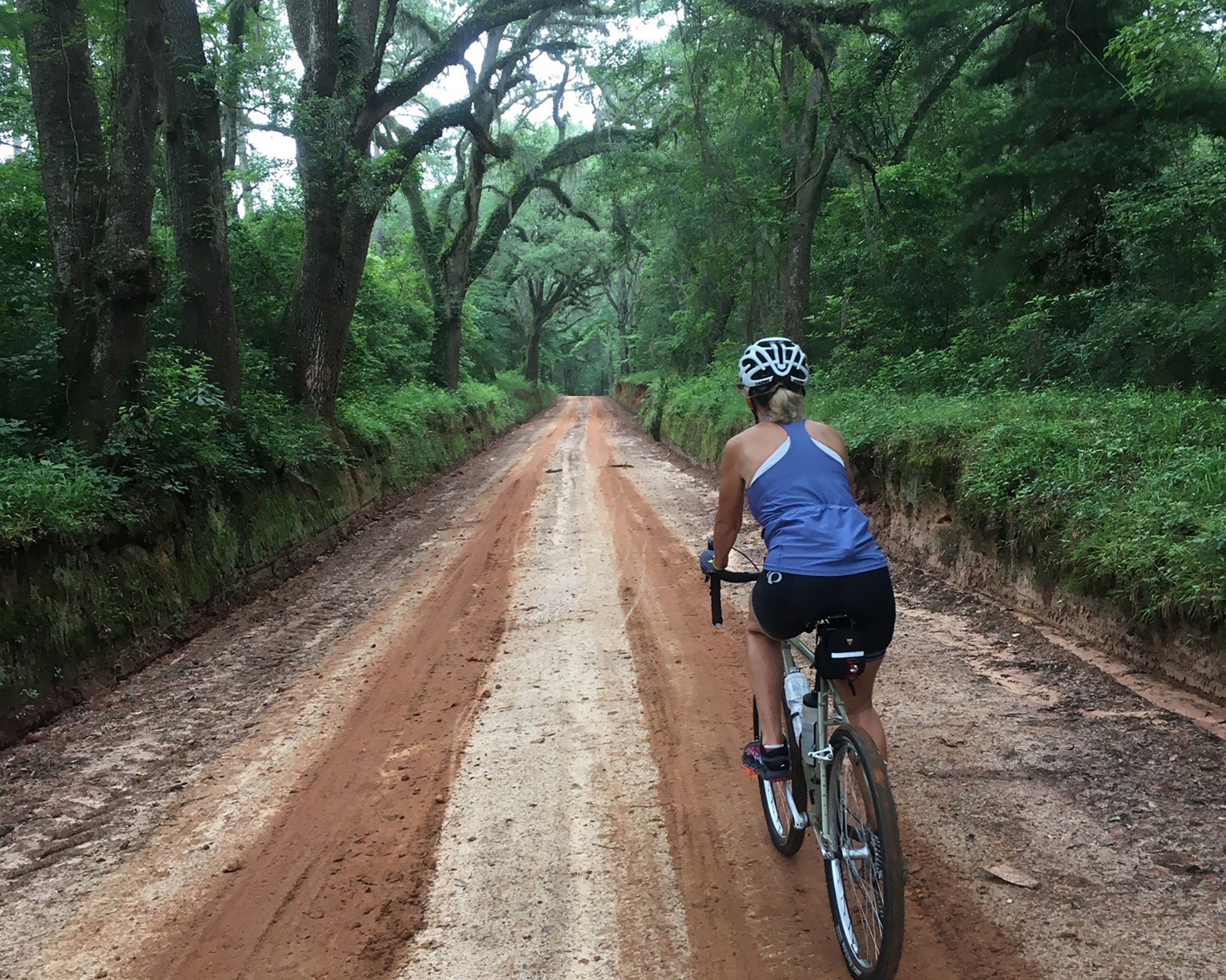 The Dirty Pecan ride and Thomasville Clay Classic are two gravel rides featuring stunning scenery beneath live oak canopies. | Courtesy: Phillip Bowen 