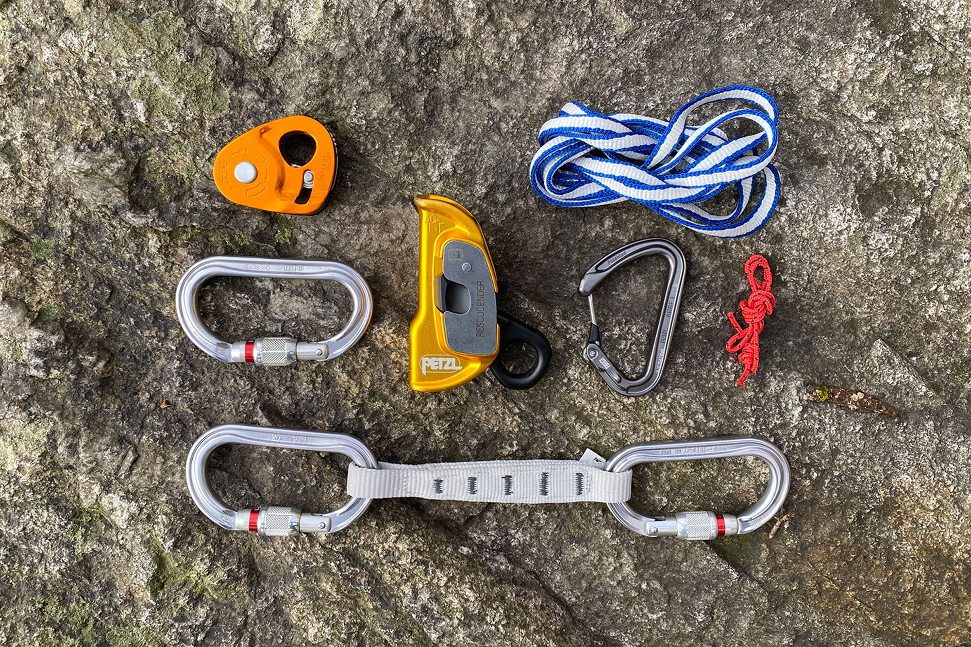 Rock Climbing Rope, Camping Rope with Carabiner, Climbing Gear