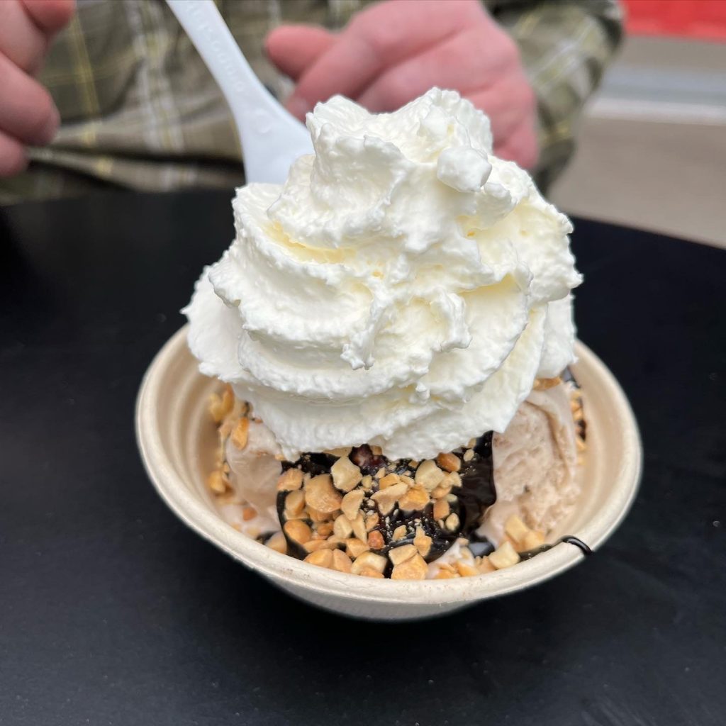 Sundae ice cream shop in Colorado 